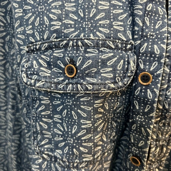 Express Blue Denim Button Down Shirt Geometric Print Women's Medium - Picture 2 of 5